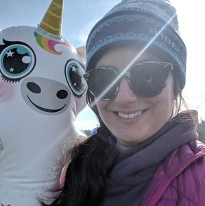 Meet your Posher, Cait